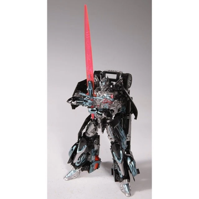 Transformers 4 - Lost Age -  Black Knight Optimus Prime Takara Tomy - Image 3 of 4