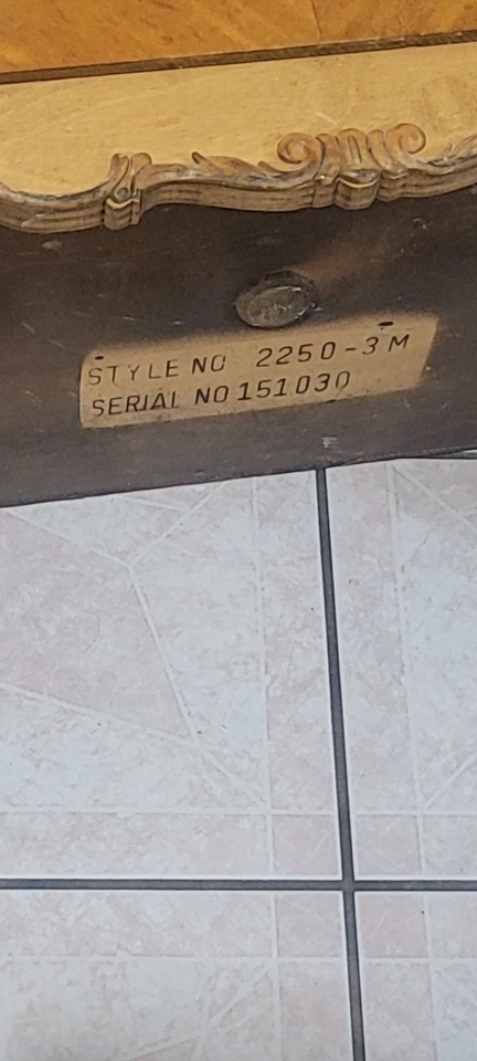 Сундук надежды с кедровой подкладкой Lane Waterfall Style. Style No 2250-3M. Серийный номер 151030. - Изображение 4 из 4