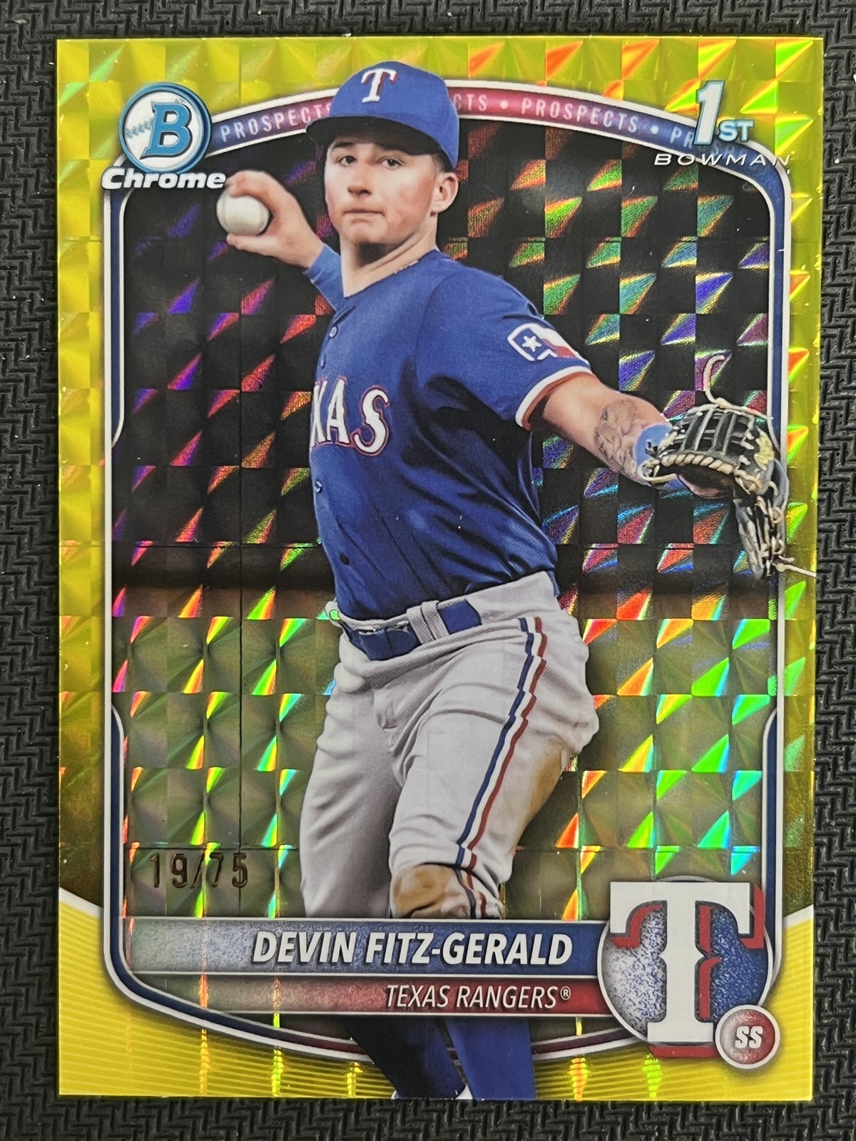2025 Bowman Chrome Prospects Yellow Geometric BCP-158 Devin Fitz-Gerald 1st /75