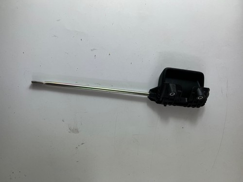 Sliding door handle