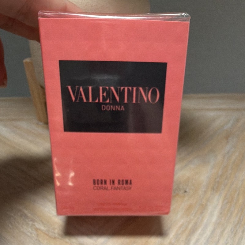 Valentino Donna Born In Roma Coral Fantasy Eau de Parfum Spray 50 ml