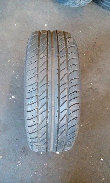 2007 TC Scion Tire 215 45R17 87W,OHTSU - Image 2 of 4