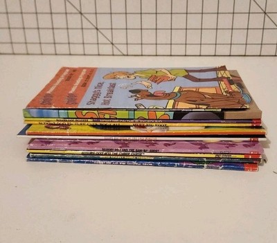 Scooby Doo Chapter Books storybook picture clue readers mixed Lot Of 11