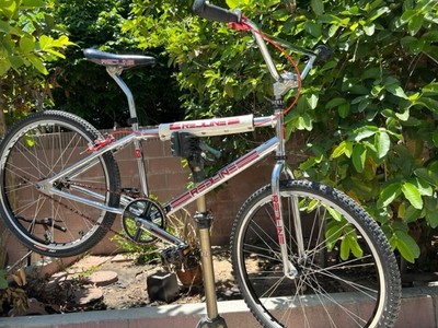 Vintage Bicycles - School Bmx Redline 