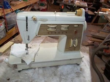 E6 Singer Sewing Machine #750 Original Parts Touch & Sew discounts