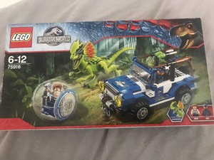 dilophosaurus ambush