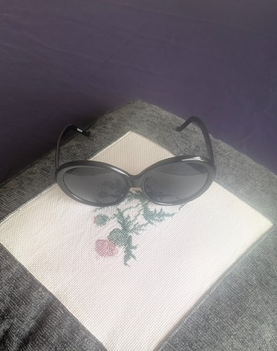 Liz Claiborne Round Vintage Black Sunglasses 60's Style - 第 10/11 張圖片
