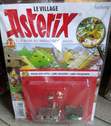 Figurine Collection Village D'Astérix Hachette - Panoramix Avec Pigeonnier & Palissade