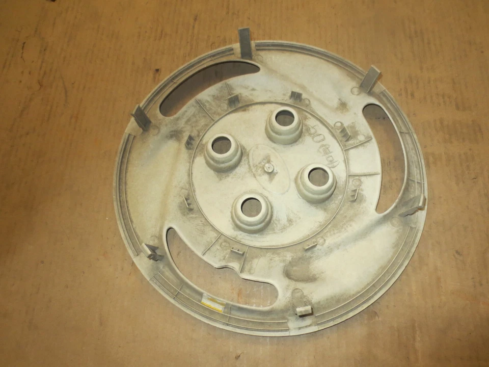 Tapacubos Hyundai Accent 1995 95 1996 96 cubierta de rueda tapacubos 13" fabricante de equipos originales usado 55531 Foto 3 de 4