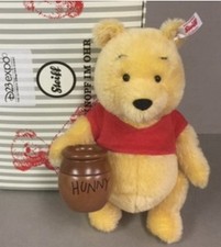 RARE Steiff LE123 Sealed Disney Expo 2019 Winnie the Pooh