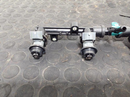 HONDA CBR Injection Rail 2003-2020 - Picture 2 of 7