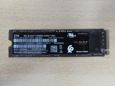 Western Digital WD_BLACK SN850X 2TB NVMe Internal SSD (WDS200T2X0E)
