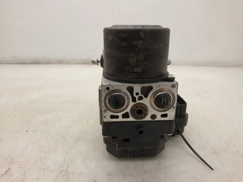 Conjunto de actuador y bomba de pieza de freno antibloqueo tracción trasera para 07 LEXUS GS350 Foto 2 de 4