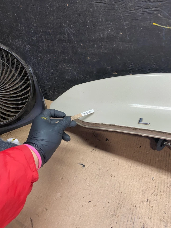 2013 to 2020 Lincoln MKZ Rear Trunk Lid Molding Panel W/Camera t0055 DG - Image 4 of 4