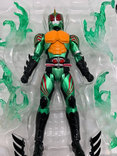 SH Figuarts Kamen Rider Amazon Alha Omega Figur Top - Bild 6 von 17