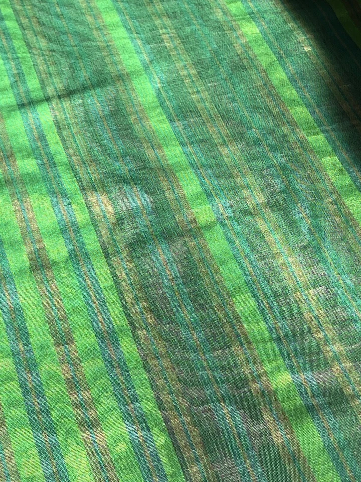 Tela Moiré Patrón Rayas Verdes Por 2 Yardas - Lujosa Seda. Foto 4 de 4