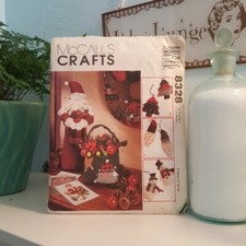 Vintage McCall's Crafts Pattern Holiday Crafts Santa Snowman Tree Farmhouse Folk
