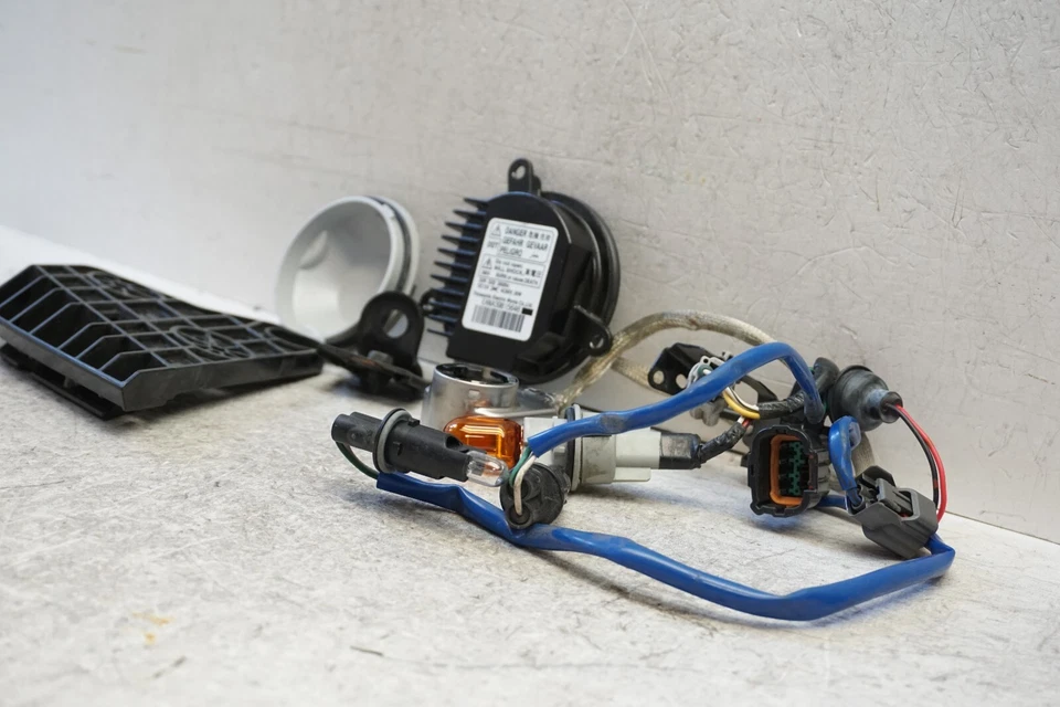 2011-2014 Infiniti M35 M37 LH FARO XENÓN COMPONENTES BOMBILLAS OEM JD108657 Foto 4 de 4