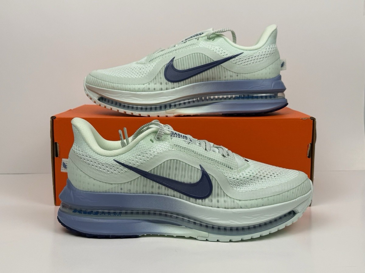 Nike Pegasus Premium Running Shoes Women's Size 9.5 Barely Green