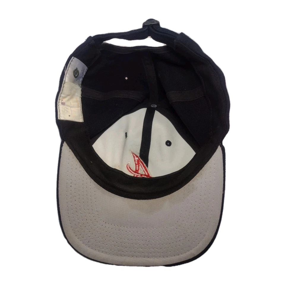 VTG ATLANTA BRAVES DARK BLUE ADJUSTABLE HAT UNISEX OSFM  - Image 4 of 4