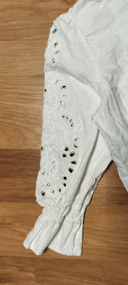 Blusa para mujer Cynthia Rowley blanca bordada de lino talla mediana boho country Foto 3 de 4