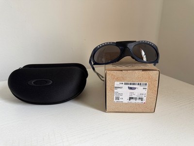 Oakley Plantaris OO9437-0963 Prizm Grey Polarized Matte Transparent Abyss