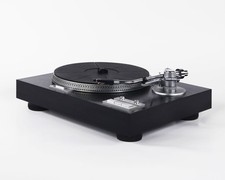 Original Yamaha YP-D7 Direct Drive Turntable In Excellent Condition