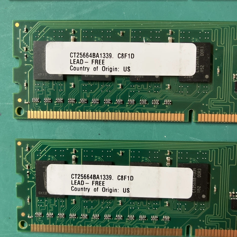 Four Crucial 2GB 240-Pin DIMM 256Mx64 DDR3 Desktop Memory. CT25664BA1339.C8FD VG - Image 4 of 4