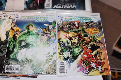 Complete Set Brightest Day 0 1-24 2010 NM Boarded Green Lantern 4 1st Aqualad - Picture 2 of 10