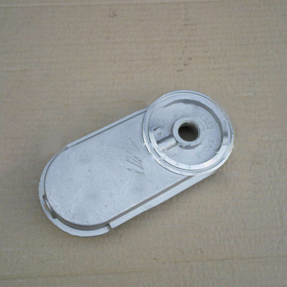 ブラシ Fuel Filter Head 3904362 3915238 3897331 For Cummins 6BT 6C 6CT