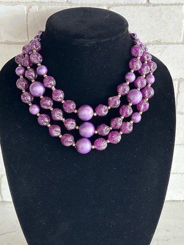 VTG Necklace Purple Graduated Beads Triple Strand Costume Fancy Clasp Sparkle - Picture 2 of 20