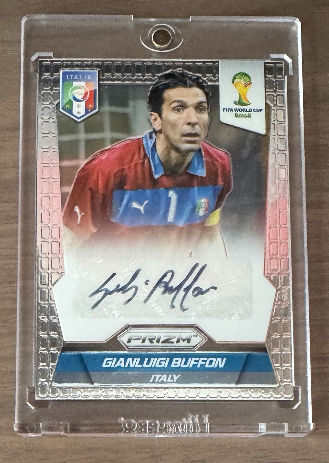 Gianluigi Buffon 2014 Panini Prizm Auto Signature !Sharp ! Italy World Cup