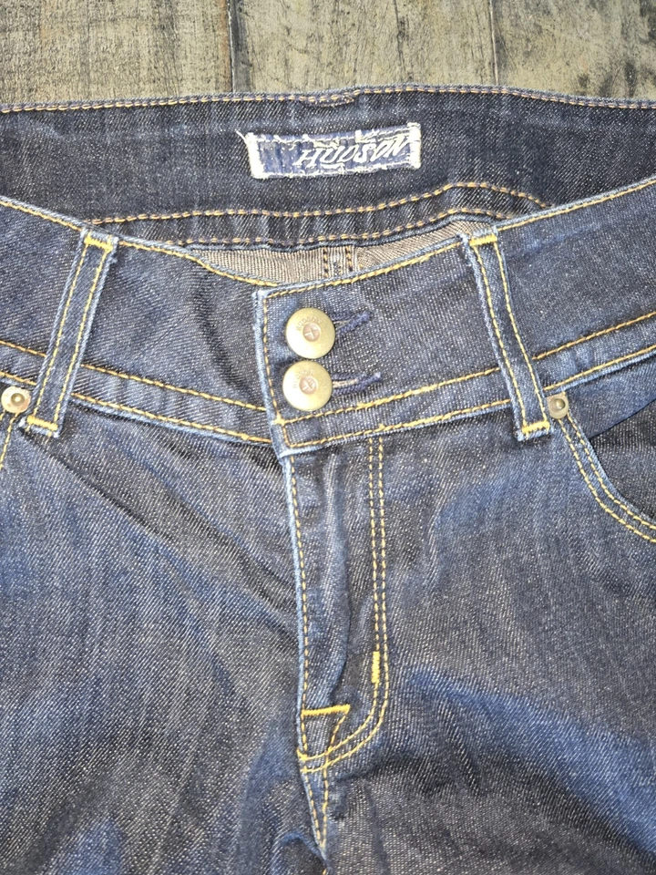 Pantalones de mezclilla Hudson pierna recta RN# 107906 CA# 00635 talla 27 lavado oscuro 98 % algodón Foto 2 de 4