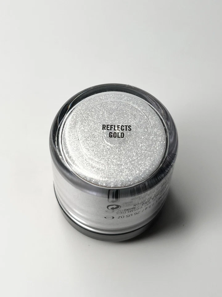 MAC Glitter ~ REFLECTS GOLD, BNIB, Vintage, RARE & HTF - Image 4 of 4