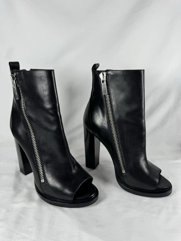 Botines Rachel Zoe de cuero negro con cremallera talla 8 Foto 2 de 4