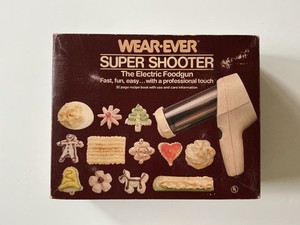 Vintage Wear-Ever Super Shooter Electric Food Gun Cookie Press