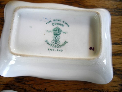 Vintage Crown Staffordshire Rose Trinket Dish Dishes ~ Set of 2 ~ - Picture 6 of 7