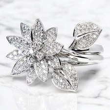 VAN CLEEF AND ARPELS Lotus Between the Finger Diamond Ring AUTHENTIC 18K Gold