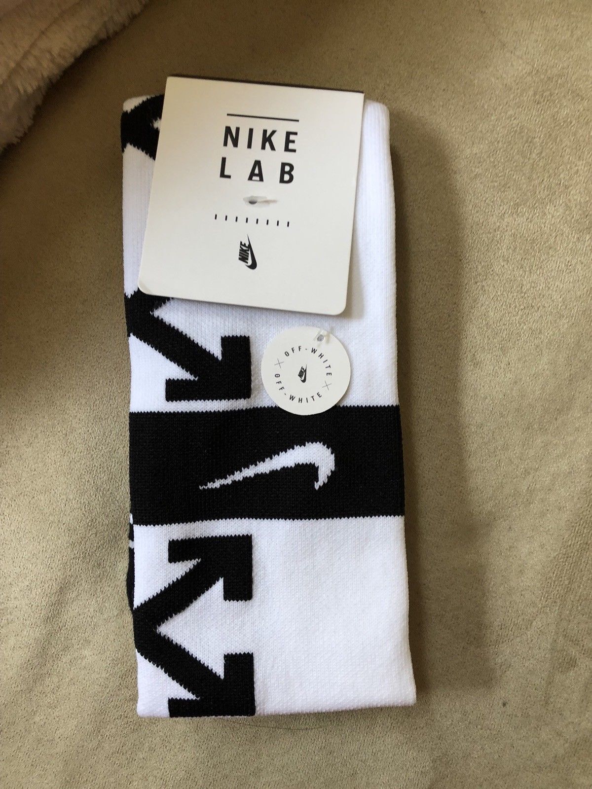 NIKE x WHITE Soccer Socks (White) New Nikelab FB Mercurial football | eBay