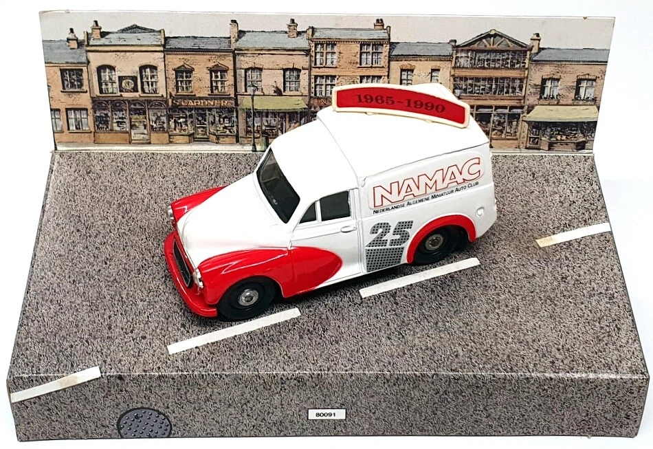Corgi 1/43 Scale Diecast D957 - Morris 1000 Van NAMAC - Red/White - Image 4 of 4