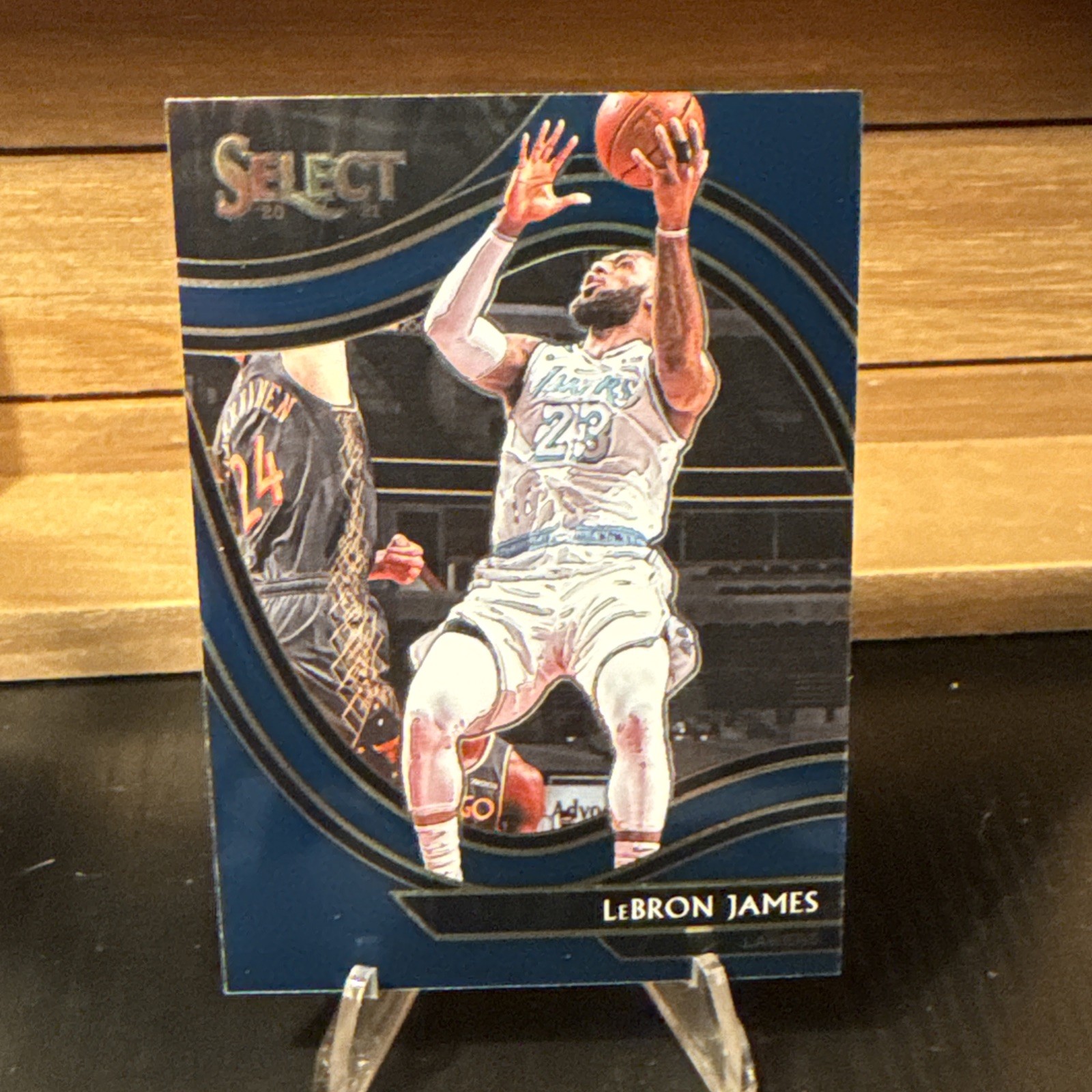 2020-21 Panini Select LEBRON JAMES Blue Retail Courtside #223 Lakers SP