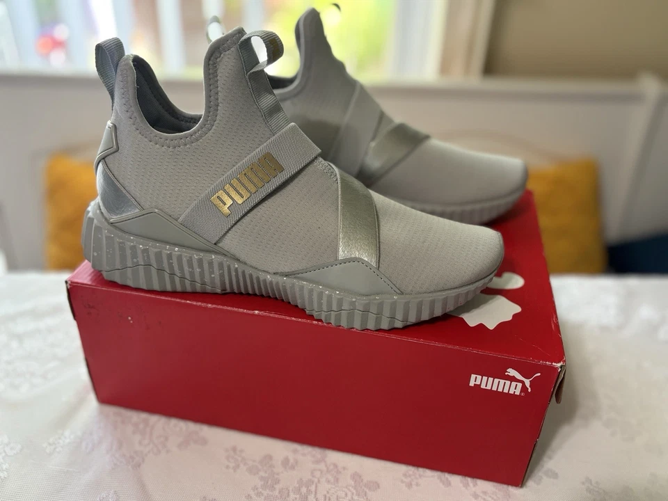 PUMA Fierce Strap Silver Gray Sneakers 193044-02 Women’s Size 9 w/Box - Image 2 of 4