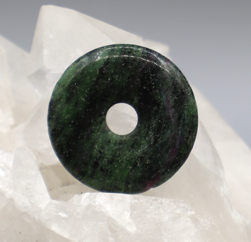 RUBIN ZOISIT Donut ca. 30 mm Anhänger Pi-Scheibe Edelstein-Anhänger a2 RUBIN ZOISIT Donut ca. 30 mm Anhänger Pi-Scheibe Edelstein-Anhänger a2