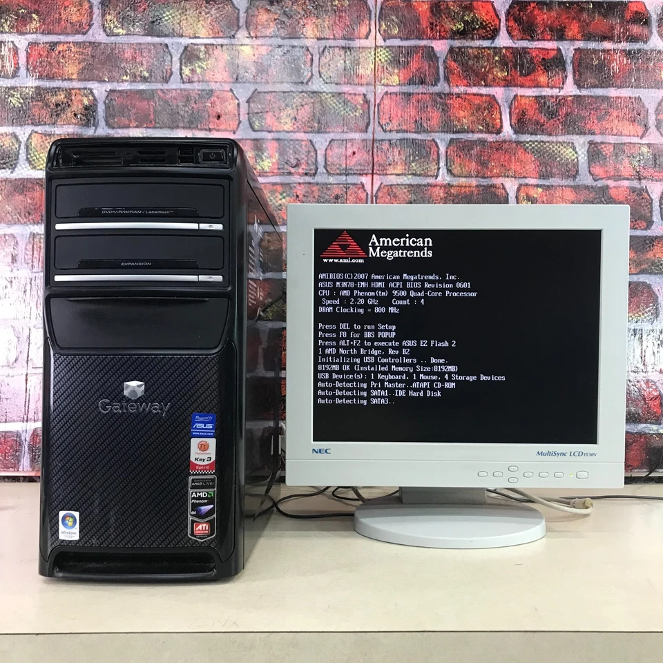 PC Gateway GT5662 Retro Gaming AMD Phenom X4 2.20GHz 8GB RAM Windows 7 Ultimate Foto 2 de 4