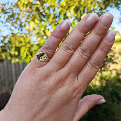 Women's Signet Ring in 9ct Yellow Gold, Ladies Half Engraved Women's Signet Ring in 9ct Yellow Gold, Ladies Half Engraved