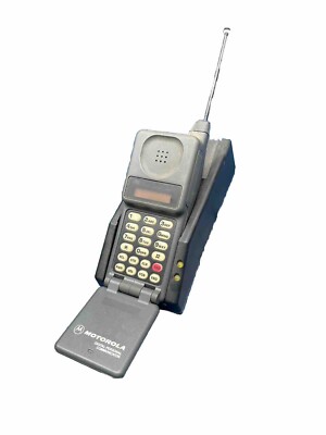🔥🚨Vintage Motorola 90s Brick Cell Phone W/ OG Charger