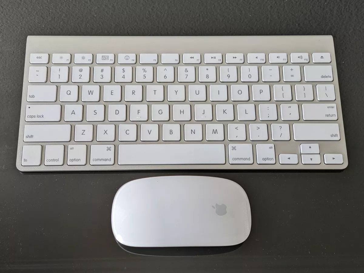 Mac mini A1347 \u0026 Keyboard + Magic MouseMacminiA1347