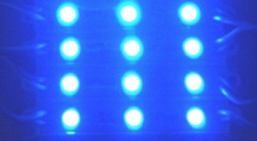 4 luces LED azules impermeables de cortesía BBT 12 VDC - Imagen 2 de 3