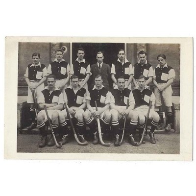 MILL HILL 1. Eishockeymannschaft 1925, RP Postkarte ungelaufen