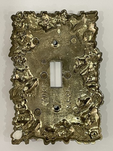 Lot of 4 Vintage Brass Metal M.C.CO Light Switch Cover Plates 3017 Floral Design - Picture 7 of 9